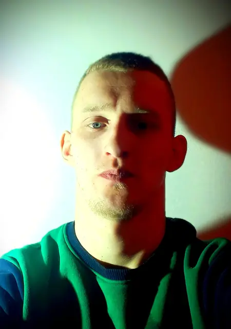 Саша из Гайсина, мне 29, познакомлюсь для приятного времяпровождения