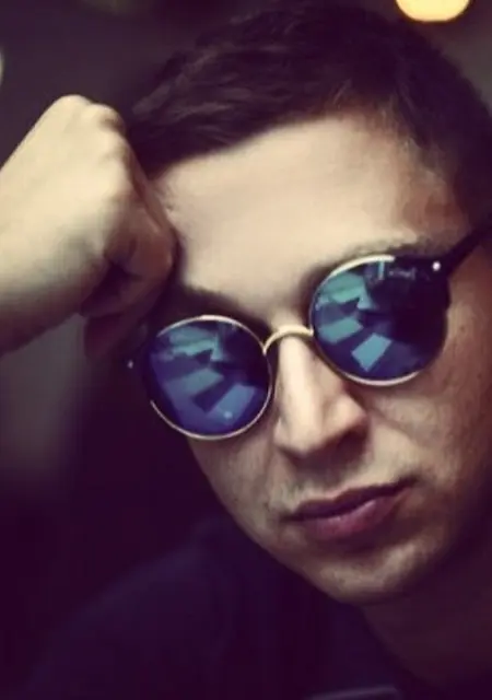 Саша из Изюма, ищу на сайте знакомства на одну ночь