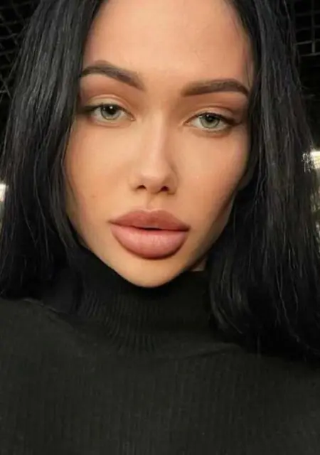 Vika из Полонного, ищу на сайте знакомства на одну ночь