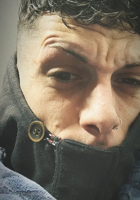 Soy Edgar, 32 años de Badajoz, busco conocer gente para conversación virtual