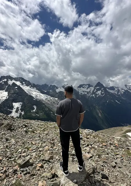 Марат из Осло, мне 30, познакомлюсь на одну ночь