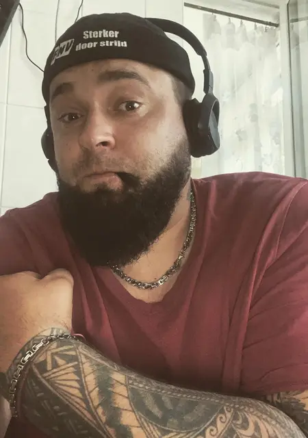 Николай з Шепетівка, мені 31 років, познайомлюсь без зобов'язань