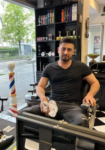 Я Yunus, 37, из Цюриха, ищу знакомства без обязательств