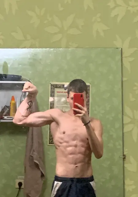 Артём з Рівного, шукаю на сайті знайомства на одну ніч