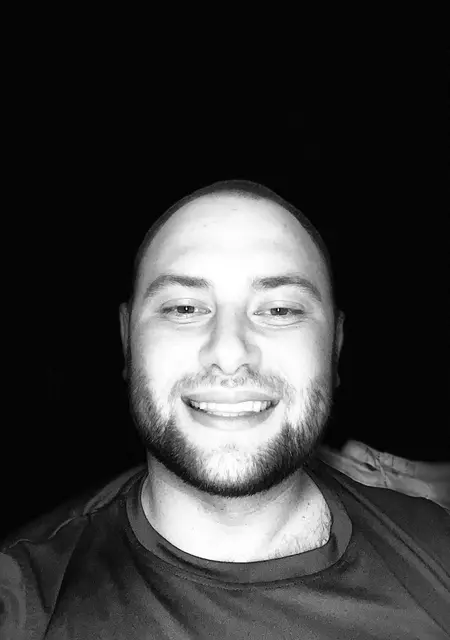 Тарас з Калуша, мені 28 років, познайомлюсь без зобов'язань