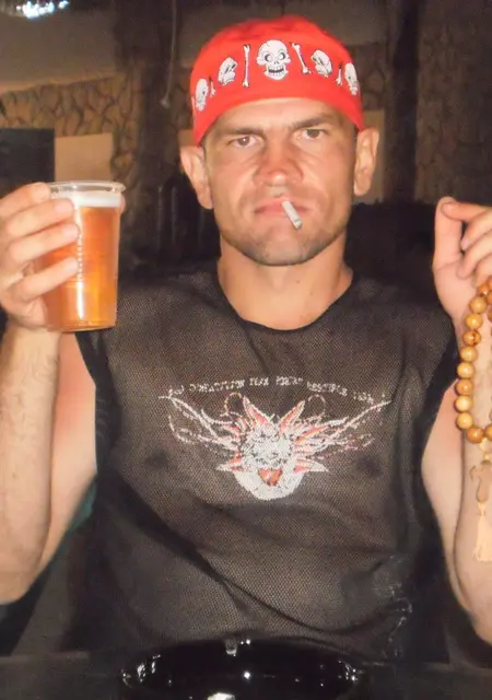 Павел з Нікополя, шукаю на сайті знайомства на одну ніч