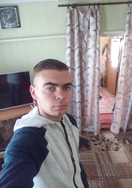 Виктор з Калуша, шукаю на сайті спілкування