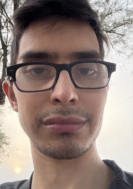 Soy Barcelona, 30 años, conociéndome para conversación virtual en Torrevieja