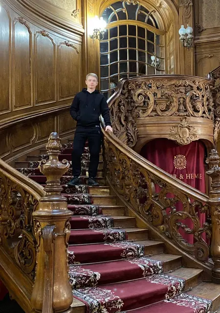 Artem из Прилук, мне 27, познакомлюсь на одну ночь