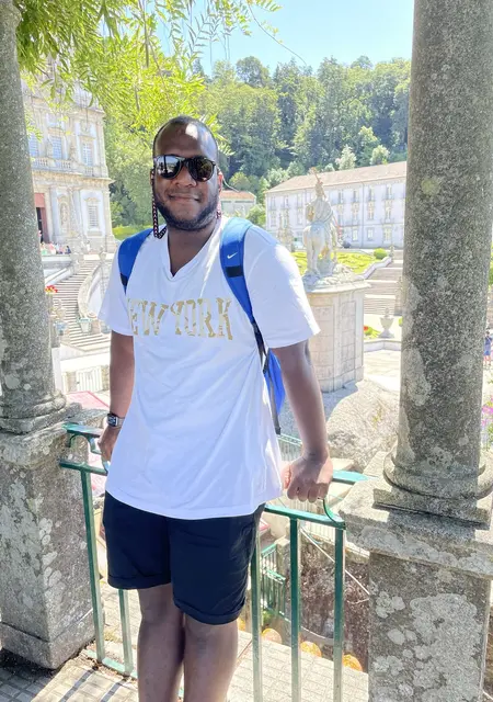 Я Fredy, 30, из Памплоны, ищу знакомства на одну ночь