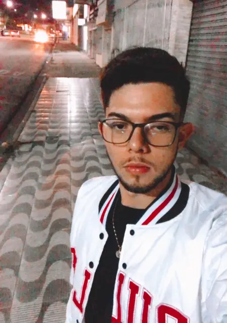 Я Lucas, 21, знакомлюсь без обязательств в Сорокаба