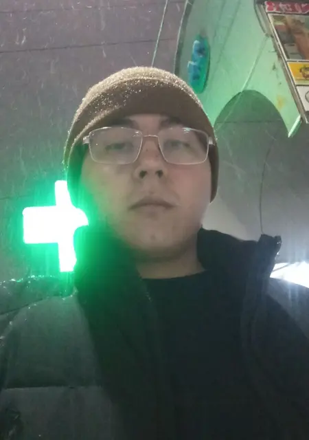 Я Диас, 19, знакомлюсь на одну ночь в Алматы