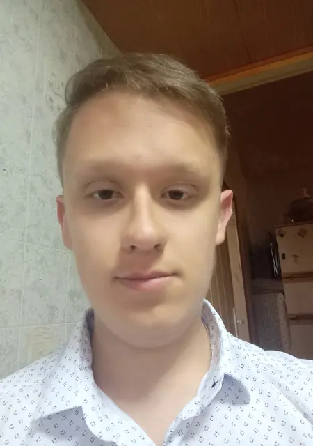 Dima з Харкова, мені 21 років, познайомлюсь на одну ніч