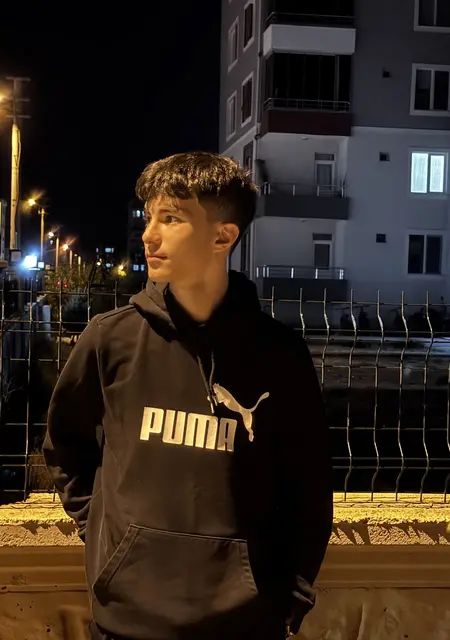 Kadir из Коньи, мне 28, познакомлюсь на одну ночь