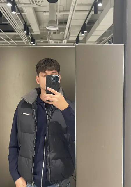 Я Андрей, 18, знакомлюсь для приятного времяпровождения в Львове