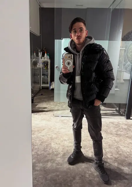 Juaniko из Памплоны, ищу на сайте знакомства на одну ночь