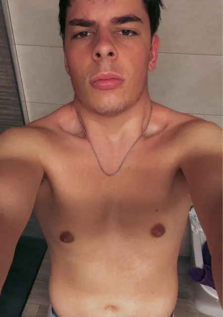 Oscar de Badajoz, tengo 21 años, listo para conocer para lío de una noche