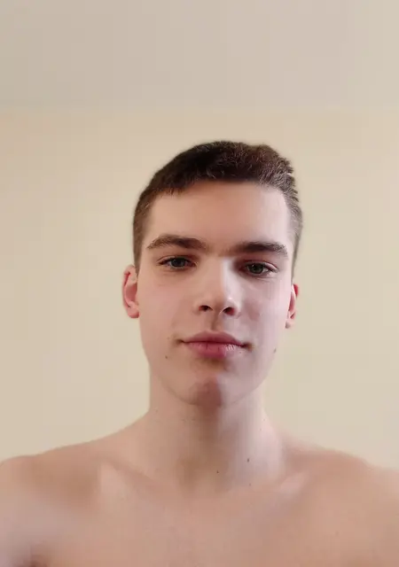 Vadim from Leeds, 22 years old, ready to meet for no strings attached