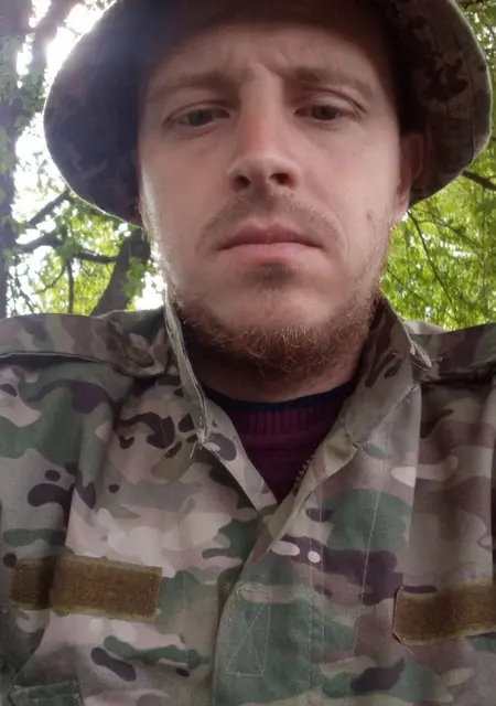 Андрей з Запоріжжя, шукаю на сайті приємне проведення часу