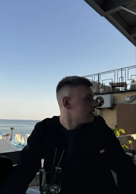 Влад з Миколаєва, шукаю на сайті дружбу