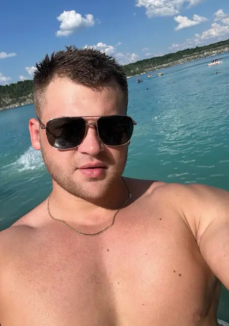 Я Принц, 30 років, знайомлюсь для спілкування у Житомире