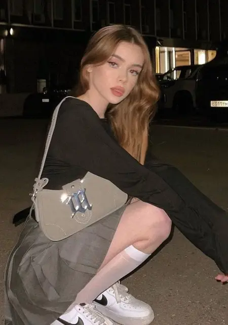 Я , 25, из Алматы, ищу знакомство