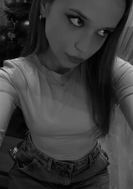 Я Крижина, 19 років з Київ, шукаю знайомства на одну ніч