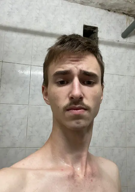 Я Сергій, 21 років з Києва, шукаю знайомство для спільних подорожей