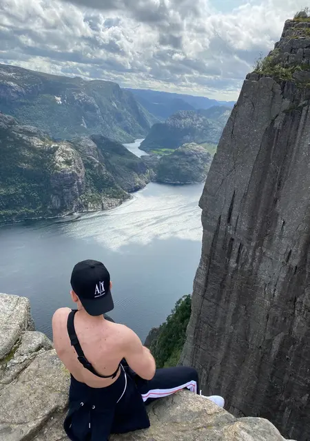 Я Kiril, 28, знакомлюсь на одну ночь в Тронхейм