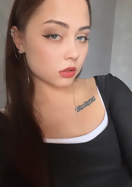 Алисия з Харків, шукаю на сайті відкриті стосунки