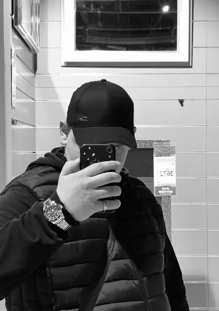 Viktor з Івано-Франківська, шукаю на сайті знайомства без зобов'язань