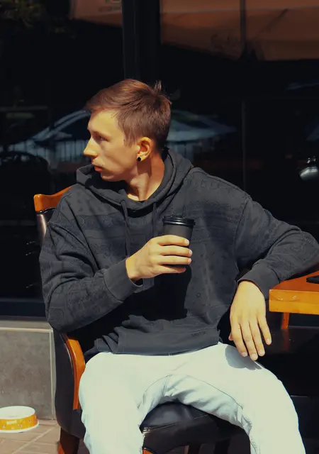 Я Лев, 28, из Чернигова, ищу знакомство для постоянных отношений