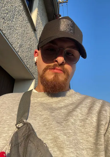 Я Tomas, 28, знакомлюсь без обязательств в Билефельде