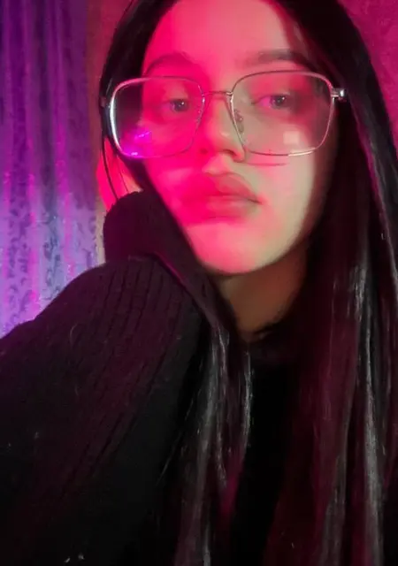 Валерия з Харкова, шукаю на сайті приємне проведення часу