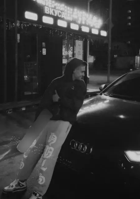 Я Вова, 19, знакомлюсь для вирта в Виннице