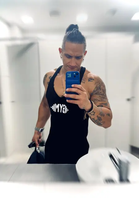 Soy David, 34 años, conociéndome para relación sin ataduras en Palma de Mallorca