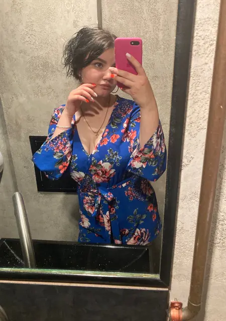 Виктори из Днепра, мне 21, познакомлюсь для приятного времяпровождения