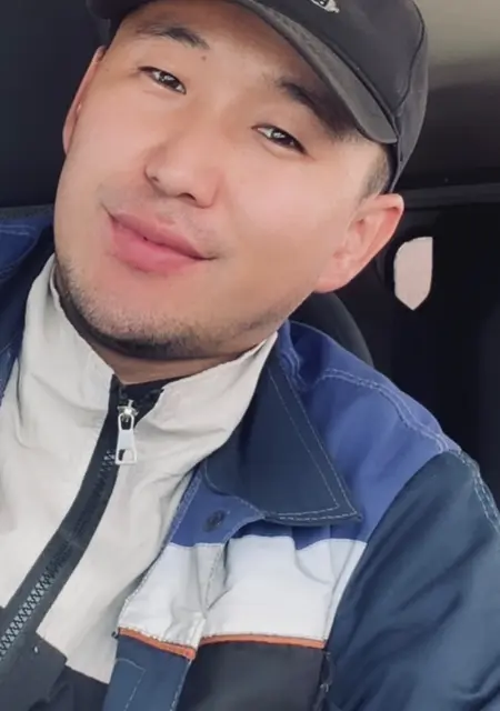 Талгат из Франкфурта-на-майне, мне 30, познакомлюсь для вирта