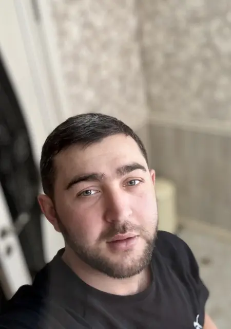 Гаджи из Амстердама, мне 32, познакомлюсь без обязательств