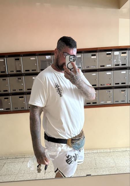 Carlos Ivan из Валенсии, мне 30, познакомлюсь на одну ночь