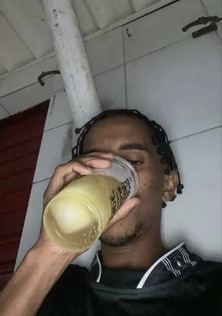 Guilherme из Анаполис, мне 28, познакомлюсь для вирта