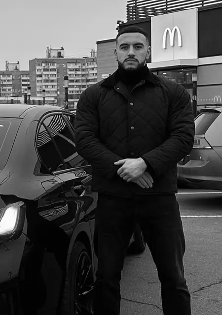 Ruslan из Праги, ищу на сайте открытые отношения