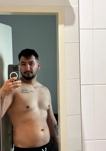 Я Fabian Antonio, 22, из Куртя-де-Арджеш, ищу знакомства на одну ночь