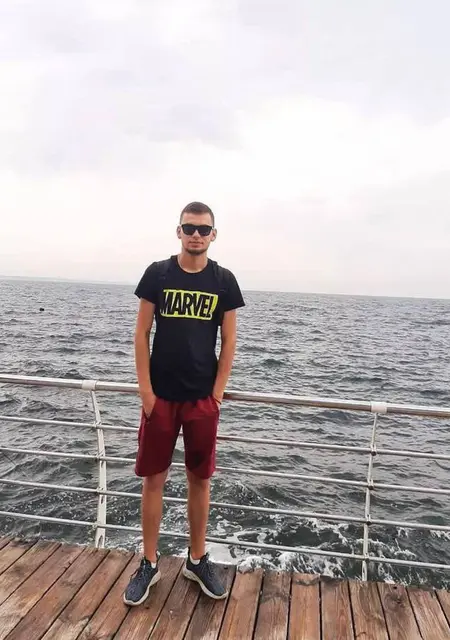 Я Roma, 27 років, знайомлюсь без зобов'язань у Сарни