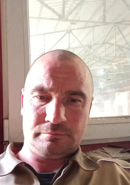 Mikhail de Sabadell, tengo 42 años, listo para conocer para lío de una noche