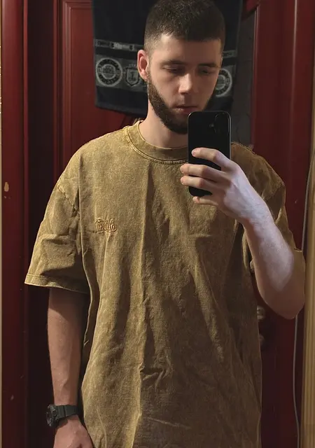 Ярослав з Одеси, шукаю на сайті знайомства без зобов'язань