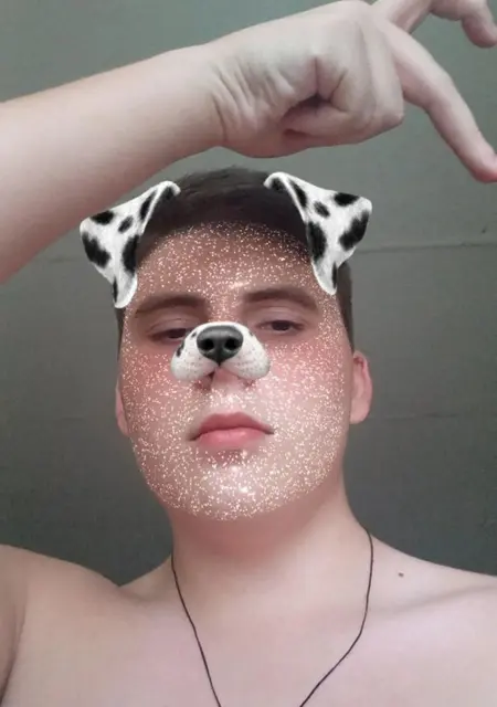 Артем з Кривого Рогу, шукаю на сайті знайомства на одну ніч