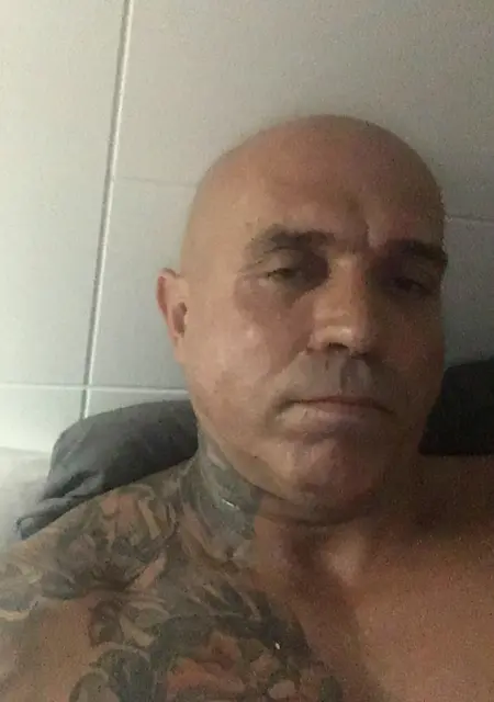 Soy Angel, 39 años, conociéndome para lío de una noche en Marbella