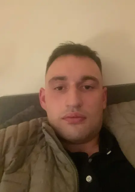 Иван з Кременчука, шукаю на сайті знайомства на одну ніч