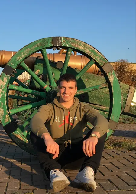 Я Петро, 32 років, знайомлюсь на одну ніч у Volodymyr-Volynskyi